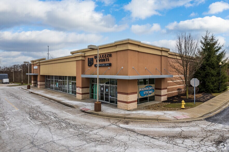 More Photos Of 1065-1183 Williams Reserve Blvd, Wadsworth Unknown For Lease