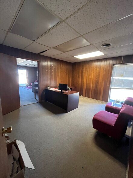 More Photos Of 7643 Highway 178, Olive Branch Office For Sale