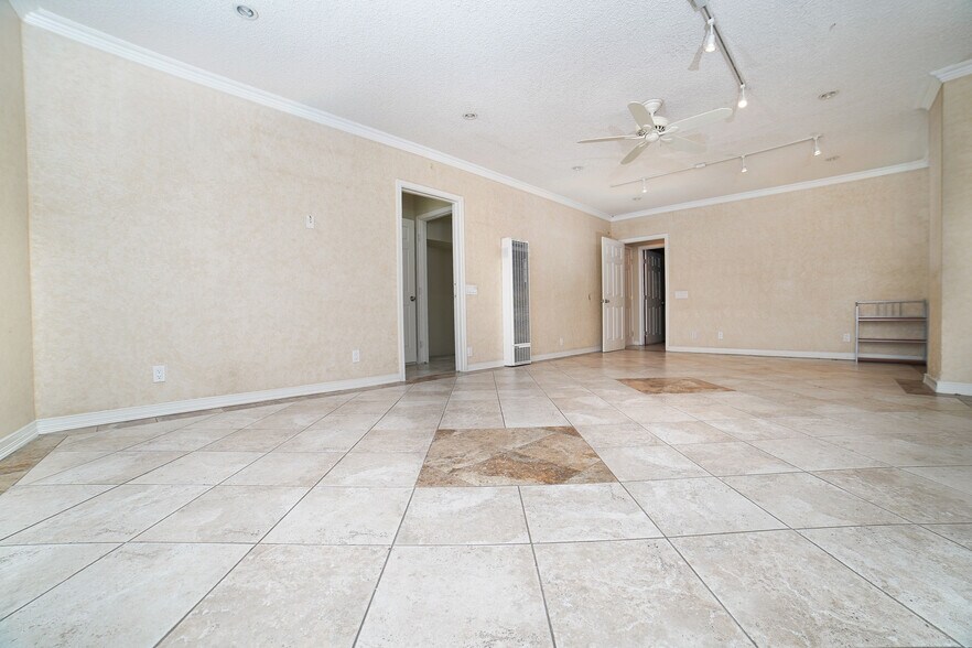 More Photos Of 343 N Clark Ave, Pomona Warehouse For Sale