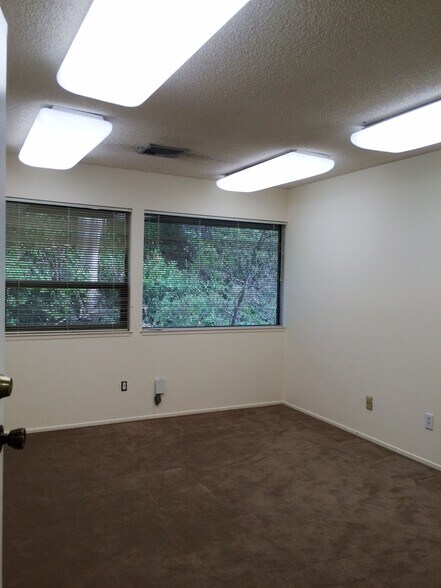 More Photos Of 701 Southampton Rd, Benicia Medical For Lease