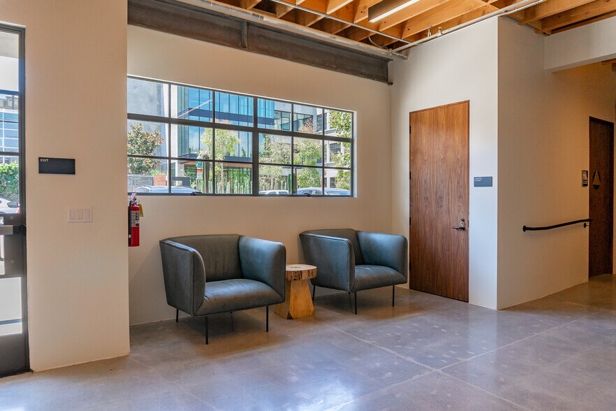 More Photos Of 1655 Euclid St, Santa Monica Loft Creative Space For Lease