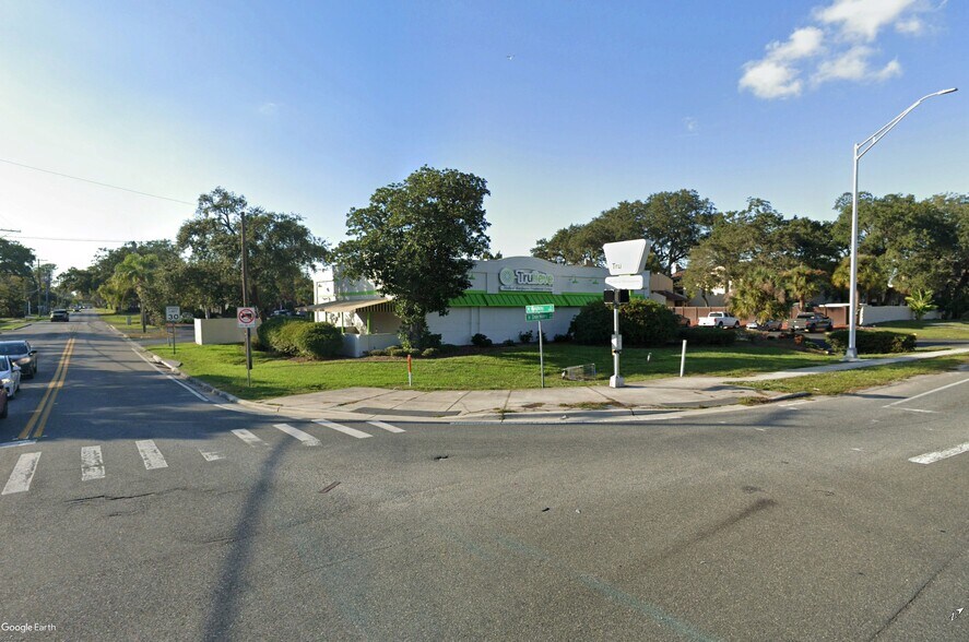 Primary Photo Of 8602 N Dale Mabry Hwy, Tampa Restaurant For Sale