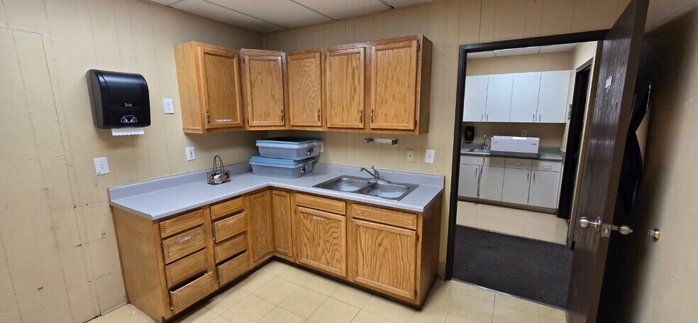 More Photos Of 625 Ruth St, Prescott Office For Sale