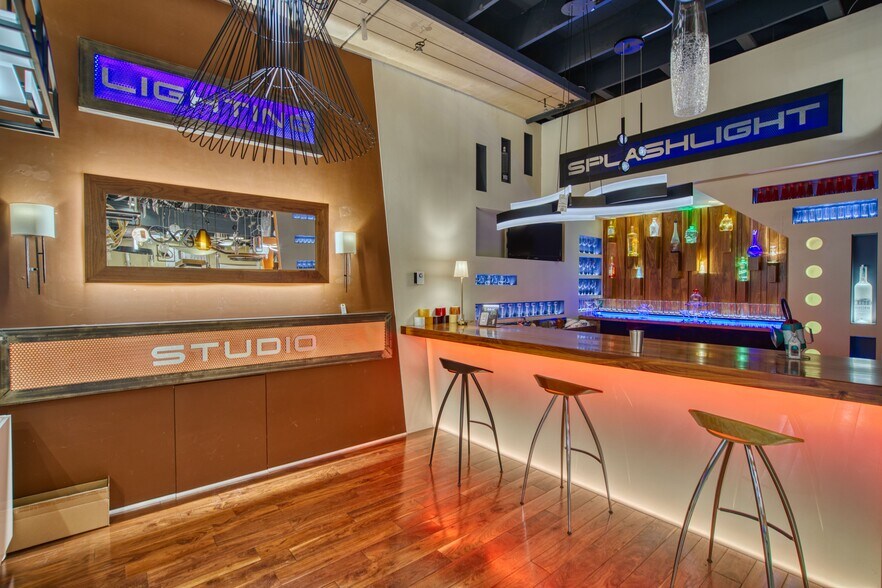 More Photos Of 3220 Prairie Ave, Boulder Unknown For Lease