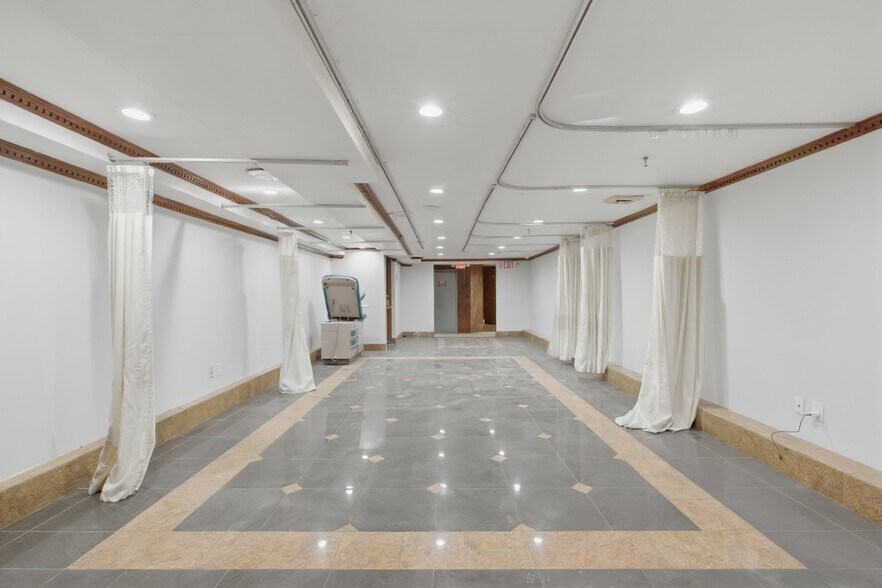More Photos Of 5205-5207 Church Ave, Brooklyn Medical For Lease