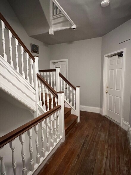 More Photos Of 4718 Cedar Ave, Philadelphia Multifamily For Sale