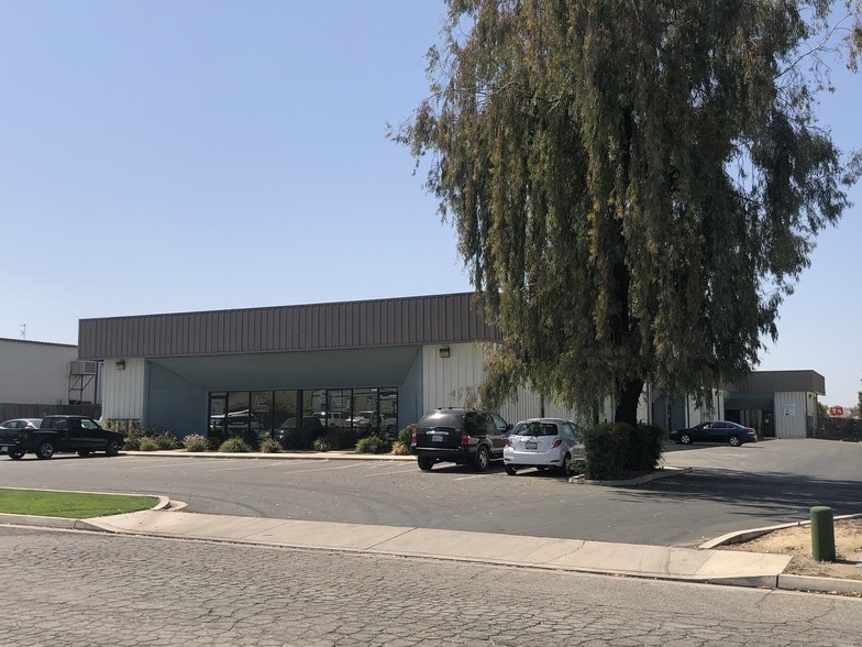 More Photos Of 4031 Alken St, Bakersfield Warehouse For Lease