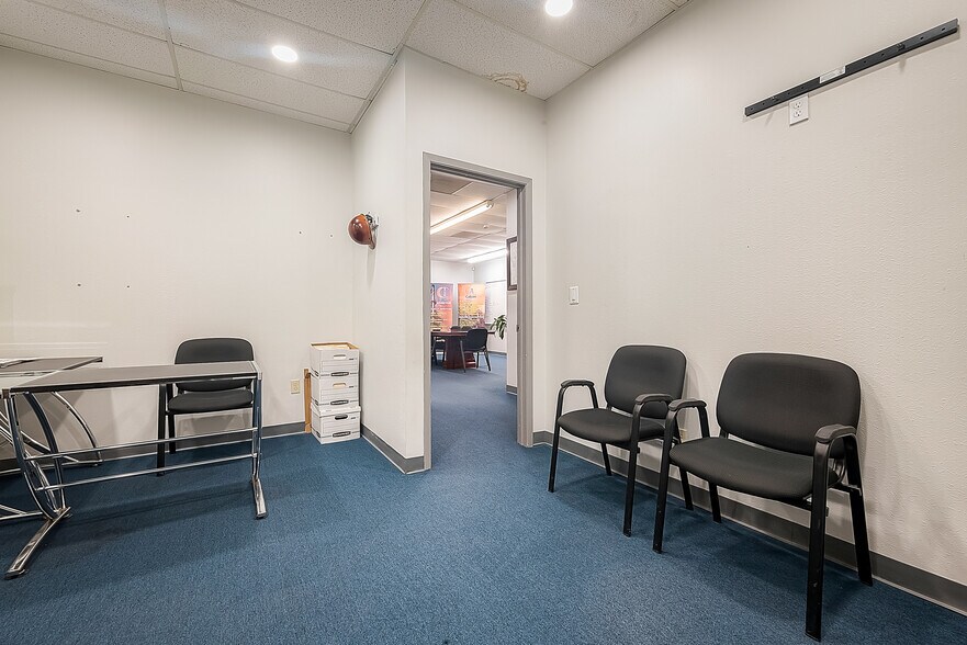 More Photos Of 208-214 E X St, Deer Park Medical For Lease