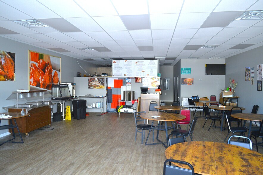 More Photos Of 341 S Main St, Bishopville Service Station For Sale