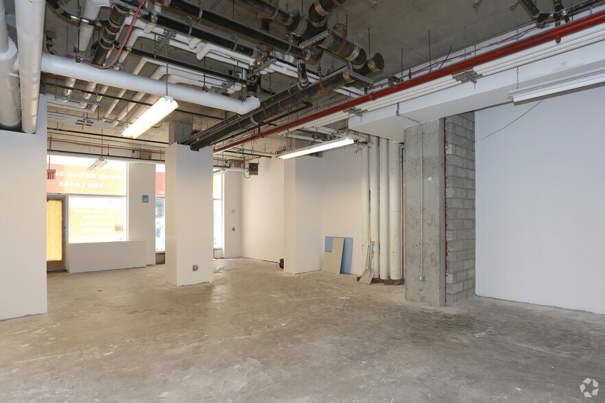 More Photos Of 241 5th Ave, New York Apartments For Lease