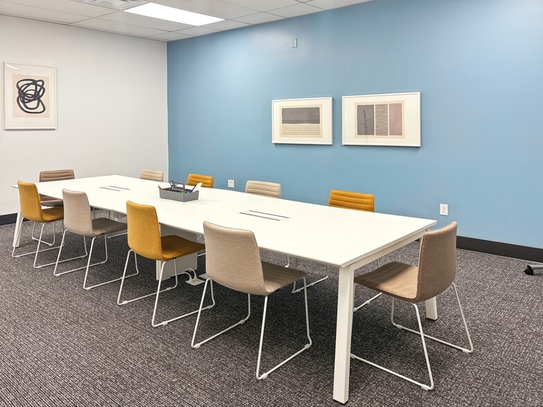 More Photos Of 428 S Monroe St, Monroe Coworking Space
