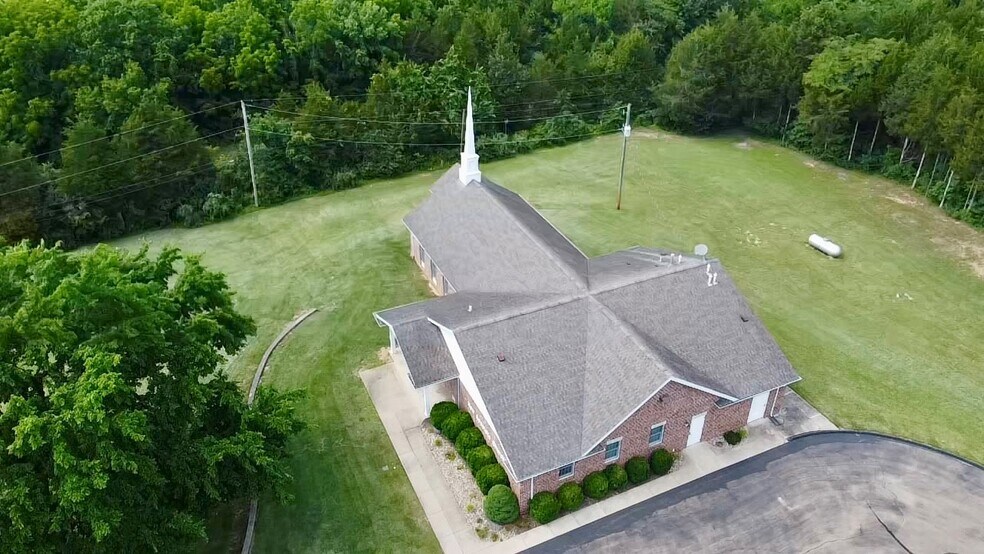 More Photos Of 4041 Maple Downs Ct, De Soto Specialty For Sale