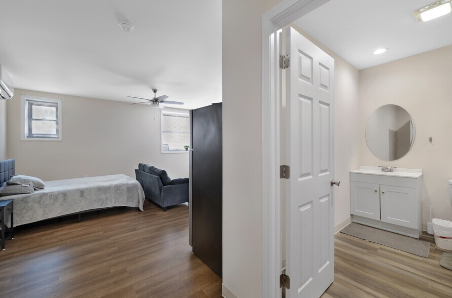 More Photos Of 641 Washington St, Eden Storefront Retail Office For Sale