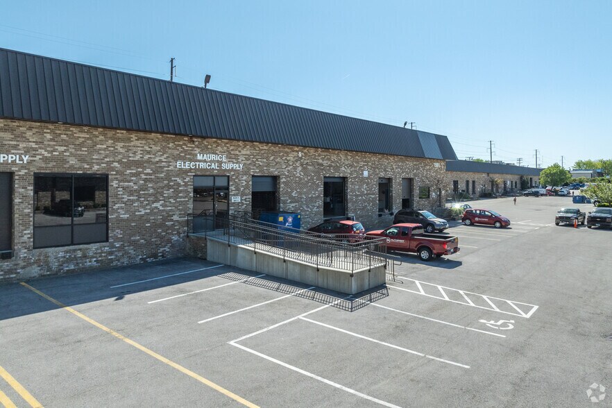 Primary Photo Of 1981 Moreland Pky, Annapolis Light Distribution For Lease