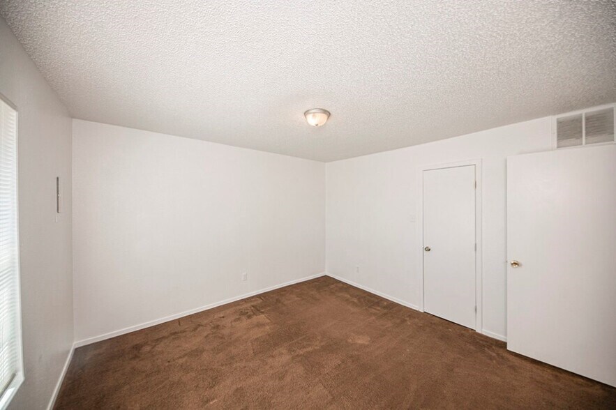 More Photos Of 1449 John Ben Shepperd Pky, Odessa Apartments For Sale