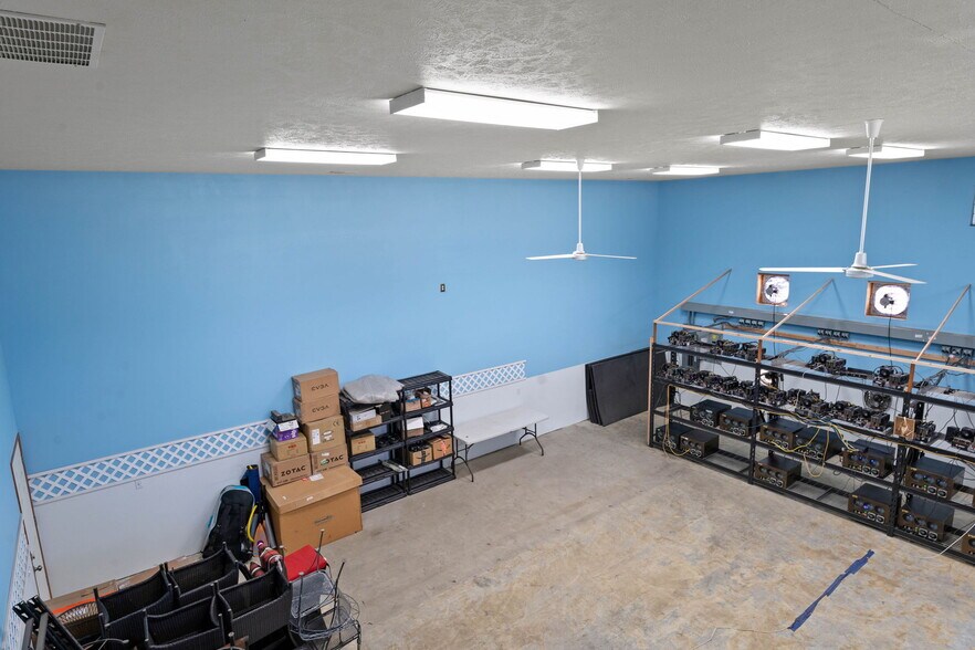 More Photos Of 13315 W 13th Ave, Airway Heights Light Manufacturing For Sale
