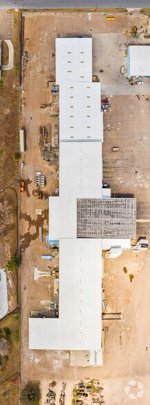 More Photos Of 2300 Vo Tech Dr, Weslaco Distribution For Lease