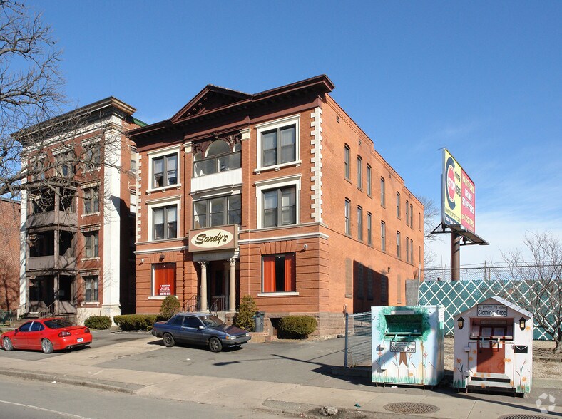 Primary Photo Of 600 Wethersfield Ave, Hartford Apartments For Sale