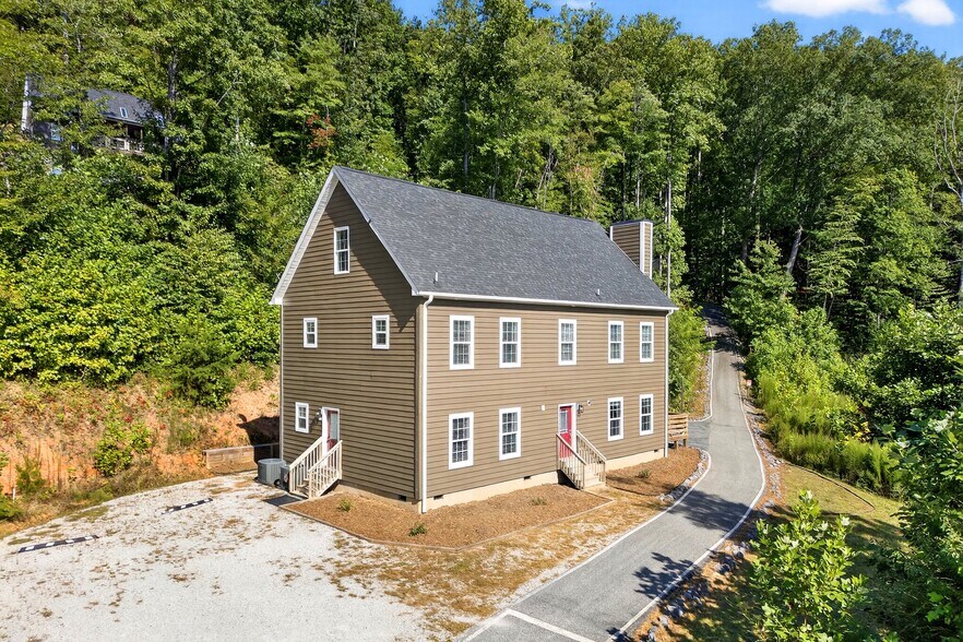 More Photos Of 8026 Buck Creek Rd, Marion Apartments For Sale