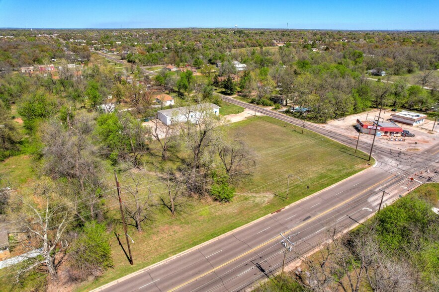 More Photos Of 1101-1107 Post rd, Midwest City Land For Sale