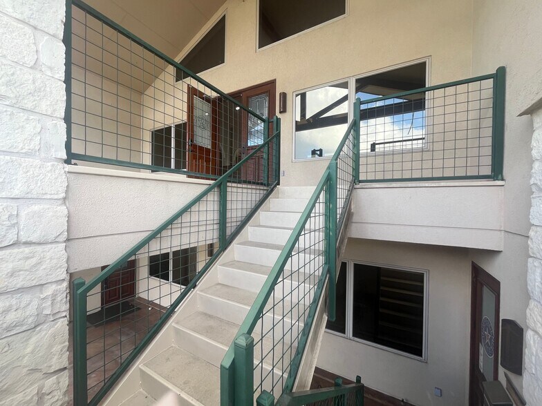 More Photos Of 20500 Fm 1431, Lago Vista Loft Creative Space For Lease