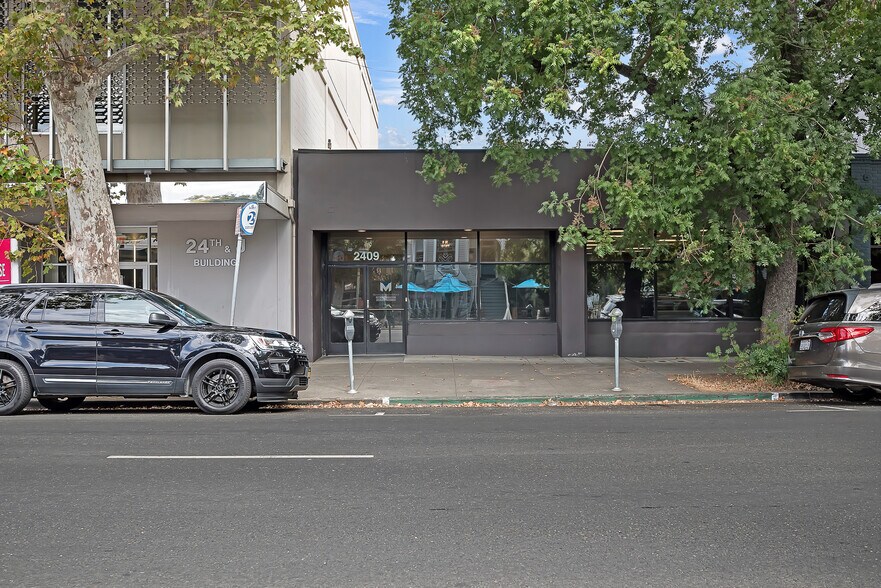 Primary Photo Of 2409 J St, Sacramento Storefront For Sale