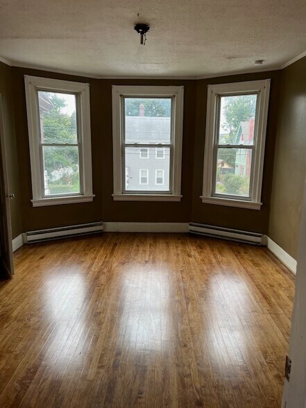 More Photos Of 51 Griswold St, Meriden Apartments For Sale