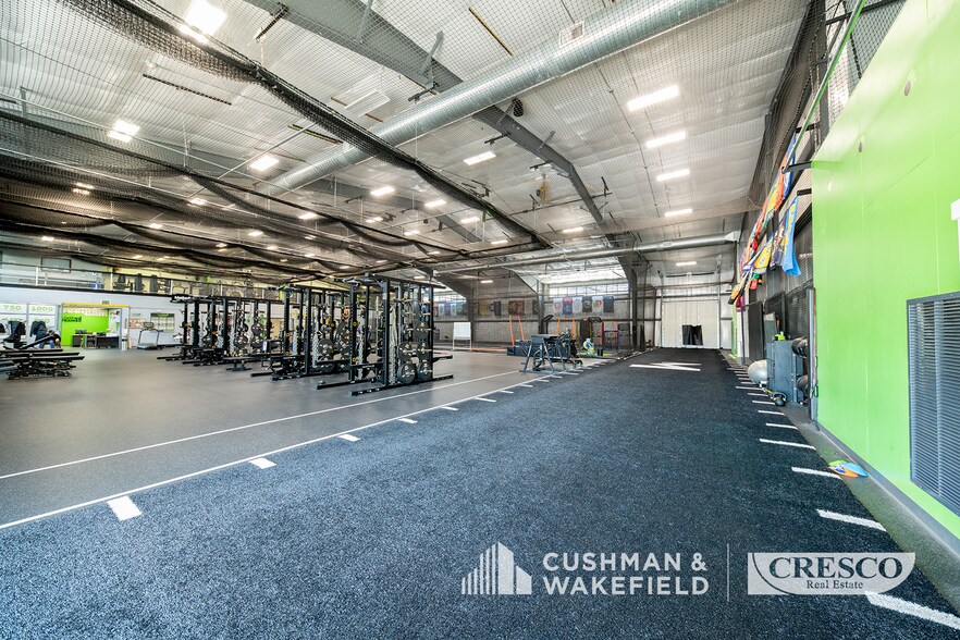 More Photos Of 7725 Victory Ln, North Ridgeville Warehouse For Lease