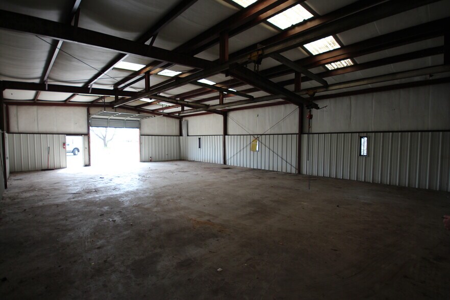 More Photos Of 2318 Charles Page Blvd, Tulsa Warehouse For Sale