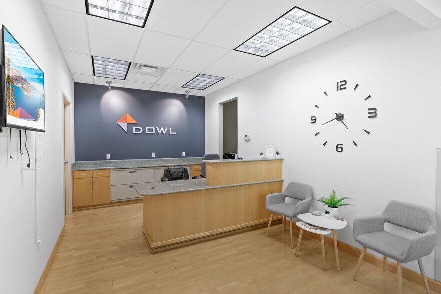 More Photos Of 831 O'Hare Pky, Medford Medical For Lease