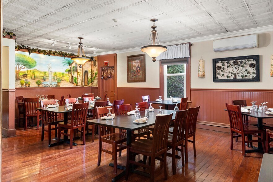 More Photos Of 245 Durham Rd, Ottsville Restaurant For Sale