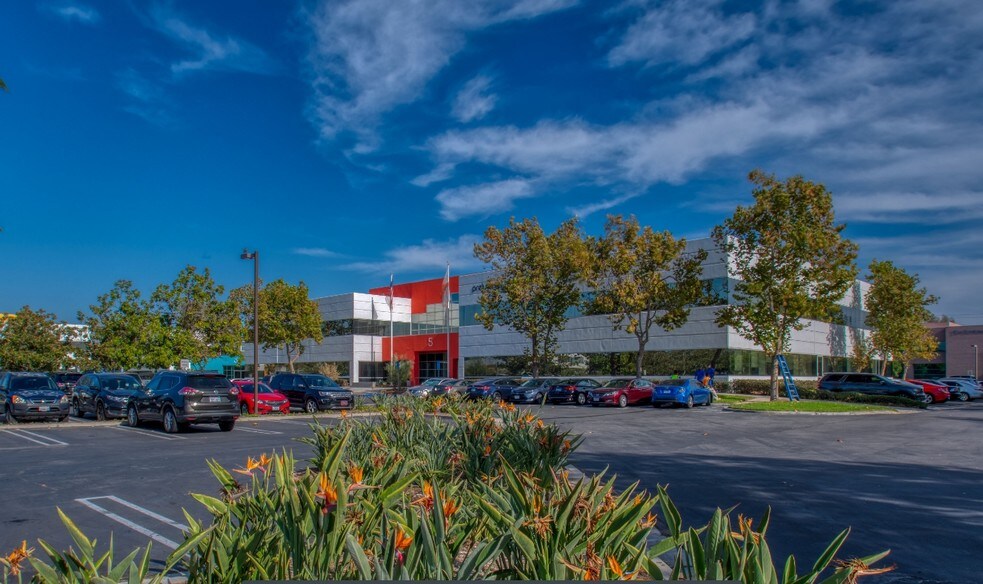 More Photos Of 5 Corporate Park, Irvine Office For Lease