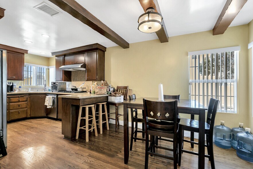 More Photos Of 10404 Foothill Blvd, Sylmar Land For Sale