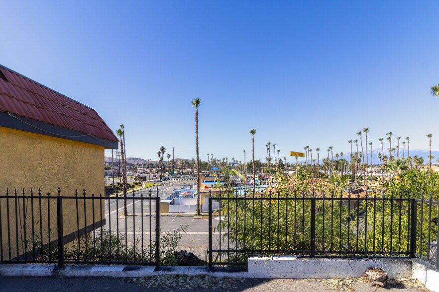 More Photos Of 1431 E Washington St, Colton Restaurant For Sale