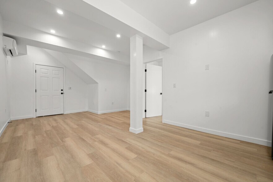 More Photos Of 8419-8425 S Western Ave, Los Angeles Apartments For Sale