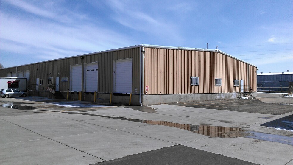 Primary Photo Of 6709-6719 W 58th Pl, Arvada Warehouse For Lease