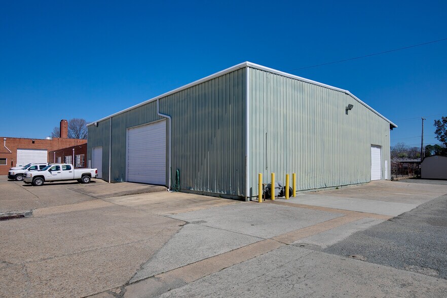 More Photos Of 1901 Westwood Ave, Richmond Warehouse For Sale