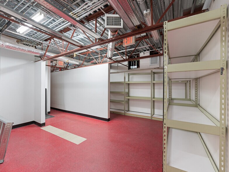 More Photos Of 721 Collins Ave, Miami Beach Storefront For Sale