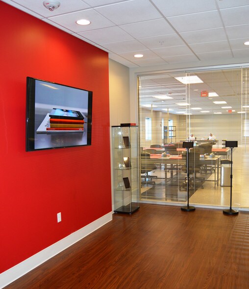 More Photos Of 425 Michigan Ave, Buffalo Office Residential For Lease