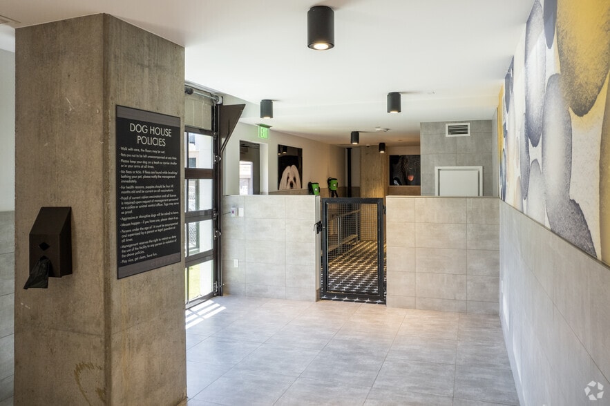 More Photos Of 140 W 10th Ave, Denver Multifamily For Sale