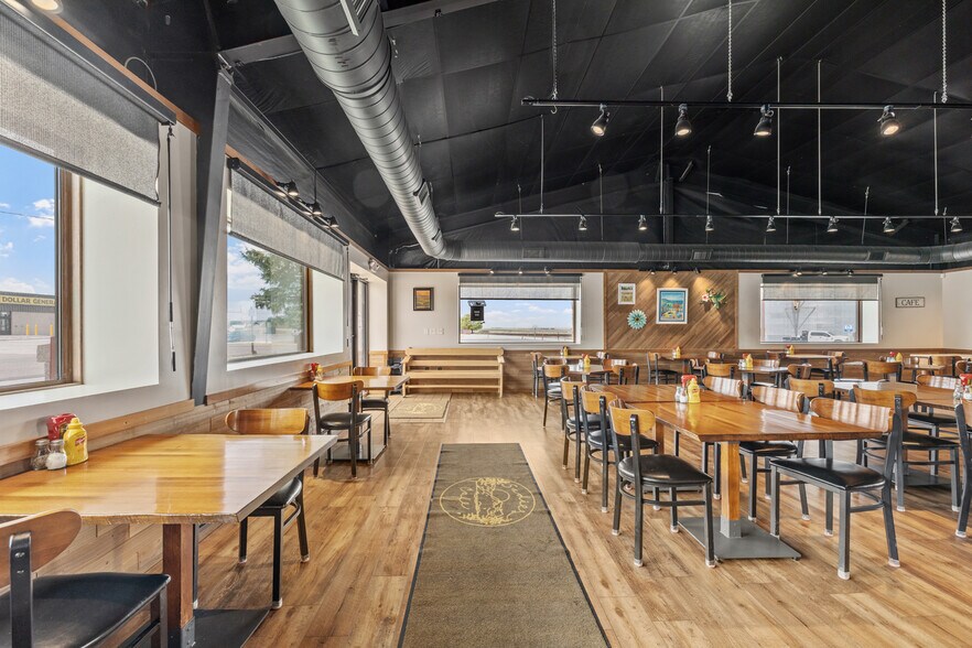 More Photos Of 515 W 5th St, Pine Bluffs Restaurant For Sale