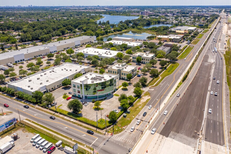 More Photos Of 1646 33rd St, Orlando Office For Lease