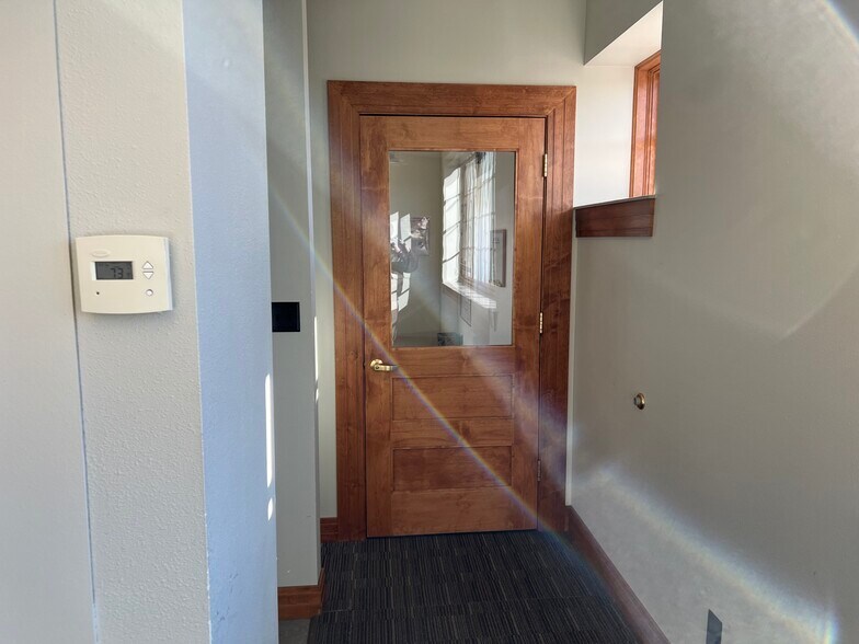 More Photos Of 302 S David St, Casper Office For Lease