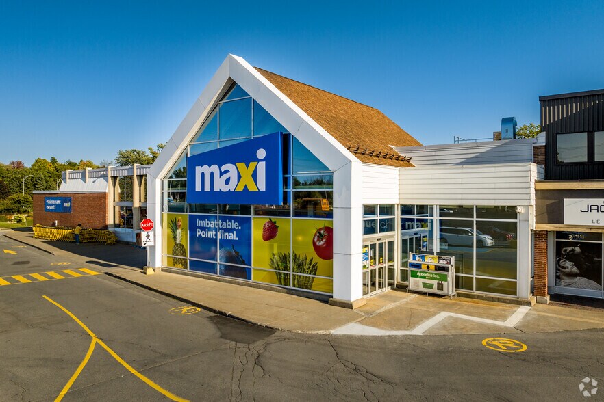 More Photos Of 90 Rue Morgan, Baie-d'Urfé General Retail For Lease