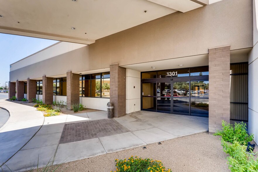 More Photos Of 1301 S 7th Ave, Phoenix Medical For Lease