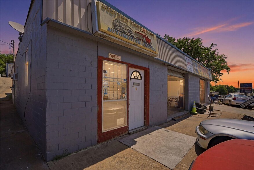 Primary Photo Of 5416 Jacksboro Hwy, Fort Worth Industrial For Sale