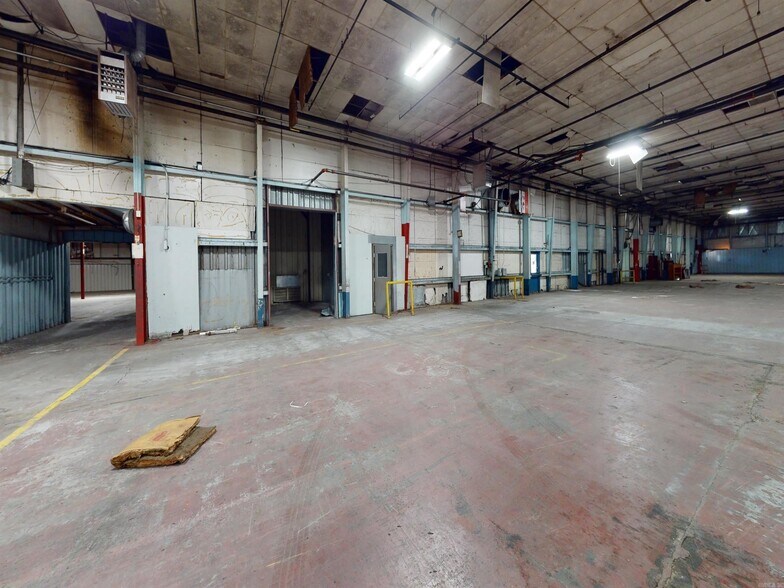 More Photos Of 103 Red Bridge Rd, De Queen Warehouse For Sale