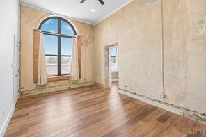 More Photos Of 123 W May St, Yoakum Restaurant For Sale