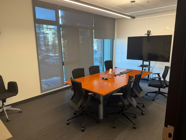 More Photos Of 5050 W El Camino Real, Los Altos Office For Lease