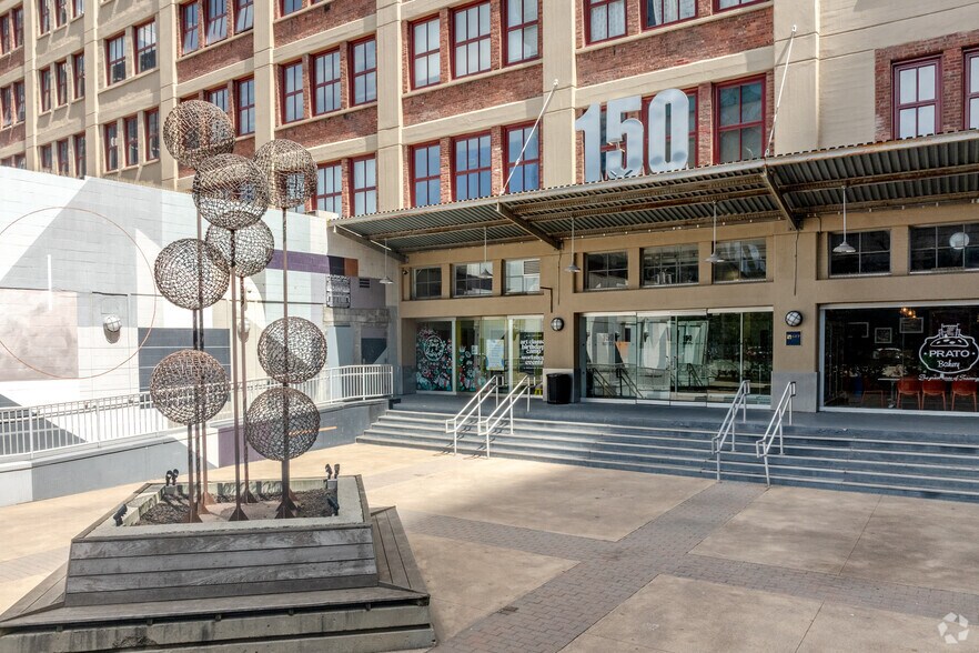 More Photos Of 150 Bay St, Jersey City Apartments For Lease